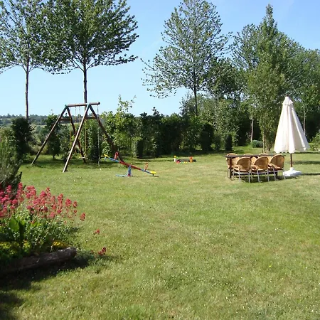 Rustic With Garden In Normandy, Cleaning Included *