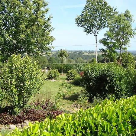 Rustic With Garden In Normandy, Cleaning Included *